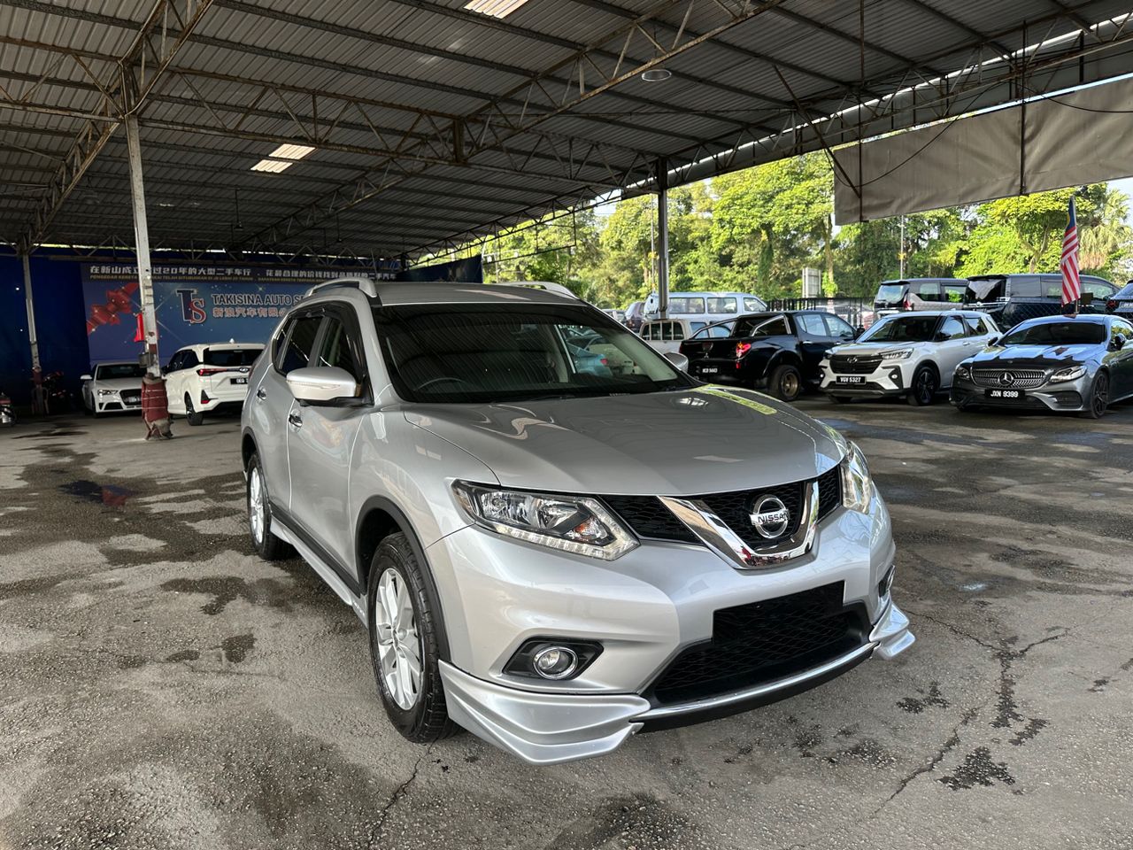 Nissan X-Trail