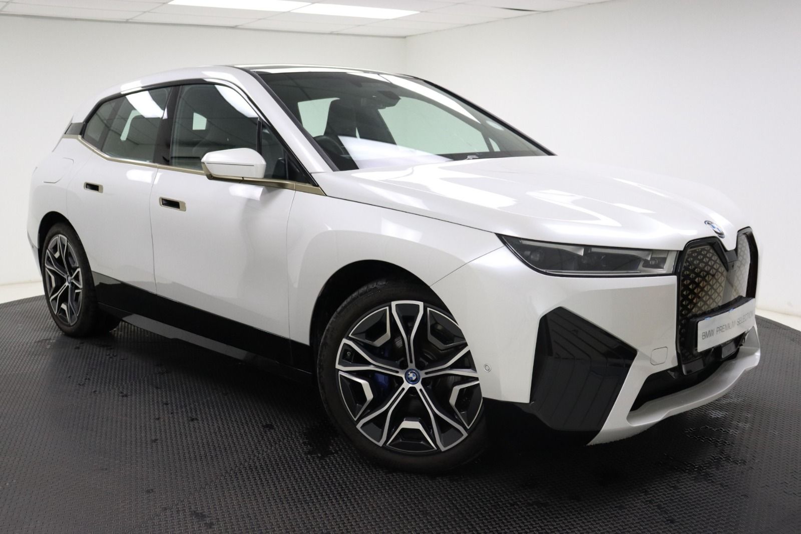 BMW iX 2024 Price Malaysia, September Promotions & Specs