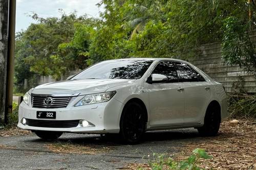 2014 Toyota Camry 2.5 Terpakai