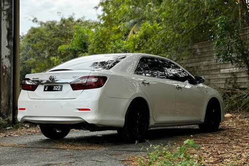 Used 2014 Toyota Camry 2.5