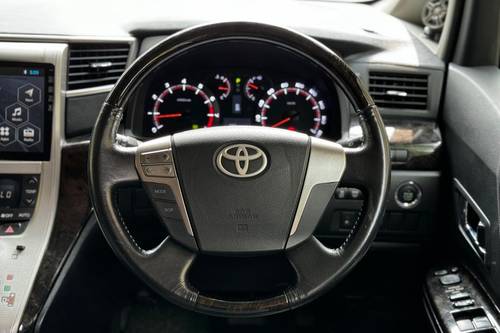 2012 Toyota Vellfire 2.4Z Terpakai