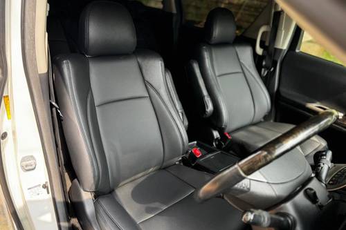 Used 2012 Toyota Vellfire 2.4Z