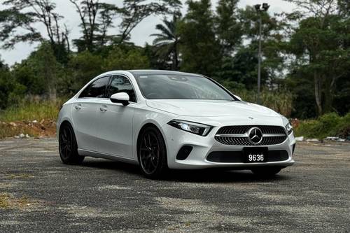 Second hand 2020 Mercedes Benz A-Class A 250 AMG Line 