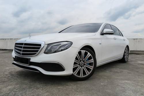 2017 Mercedes Benz E-Class Saloon E 350 e AMG Line Terpakai