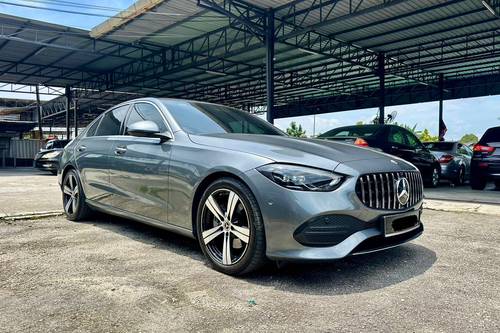 Terpakai 2022 Mercedes Benz C-Class Saloon C200 Avantgarde Line untuk Dijual