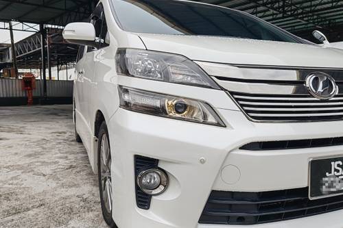 Used 2013 Toyota Alphard 2.4