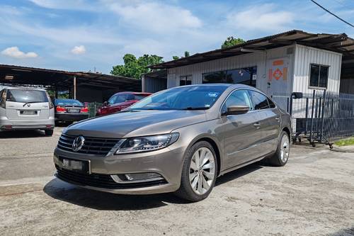 2014 Volkswagen CC Comfort Terpakai