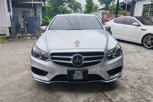 2013 Mercedes Benz E-Class Saloon 250 2.0 AMG Terpakai