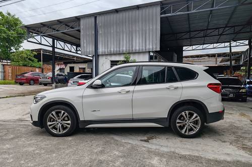 Old 2018 BMW X1 sDrive20i Sport