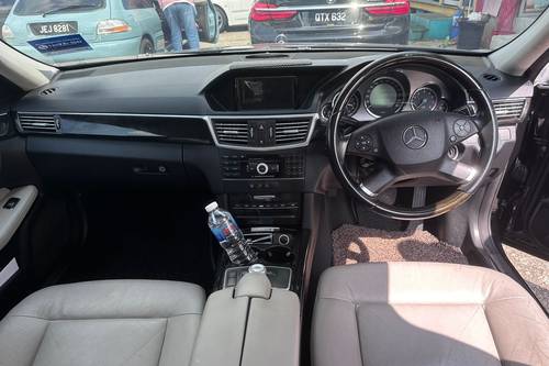 Used 2010 Mercedes Benz E-Class Saloon E 300 Exclusive