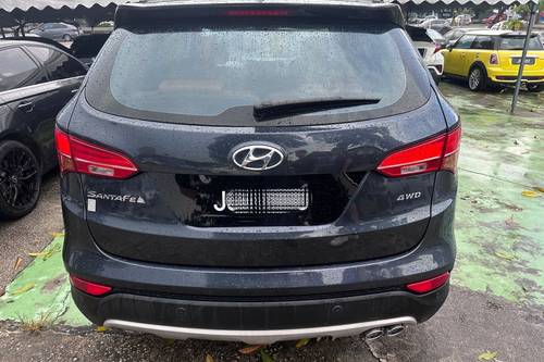 Second hand 2014 Hyundai Santa Fe 2.4 At 4WD 