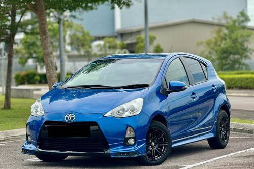 Used 2013 Toyota Prius C 1.5 Auto