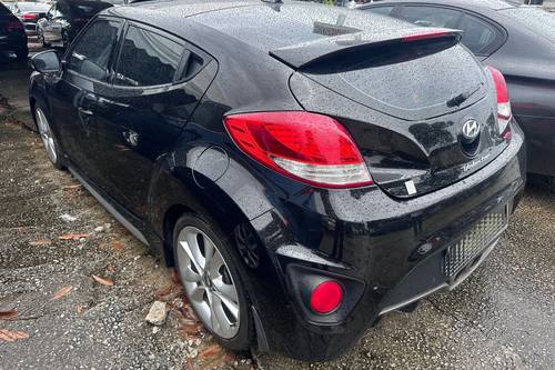 Second hand 2015 Hyundai Veloster Turbo 1.6 Premium 