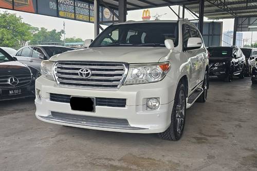 Second hand 2012 Toyota Land Cruiser 4.6 V6 