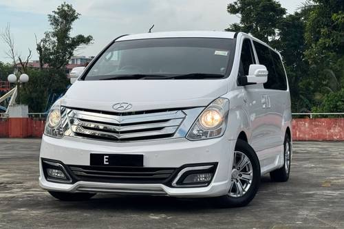 2015 Hyundai Grand Starex Royale A2.5L CRDi Royale Terpakai