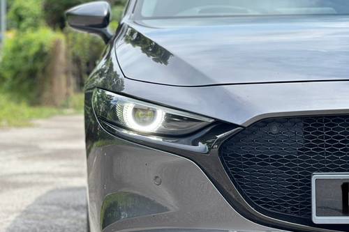 2021 Mazda 3 Hatchback 2.0L High Plus Terpakai