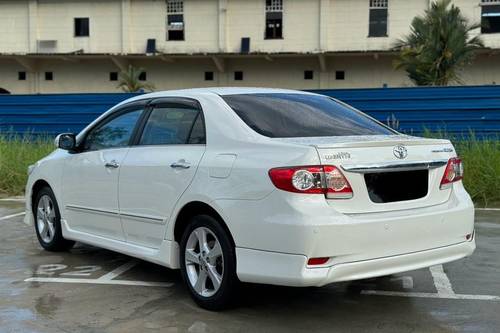 Old 2013 Toyota Corolla 1.8G