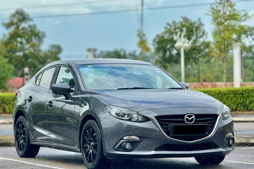 Old 2016 Mazda 3 Sedan 2.0L High