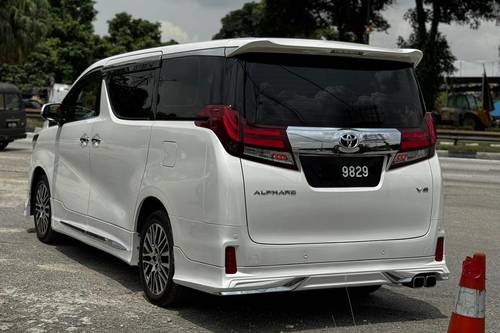 Second hand 2017 Toyota Alphard 3.5L 