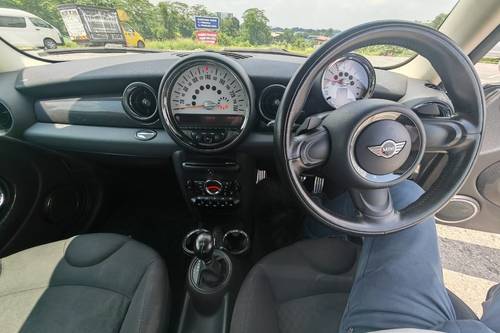 2011 MINI Cooper 1.6L Terpakai