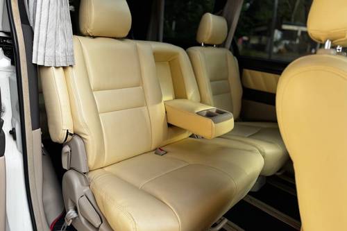 Used 2005 Toyota Alphard 3.0 V6