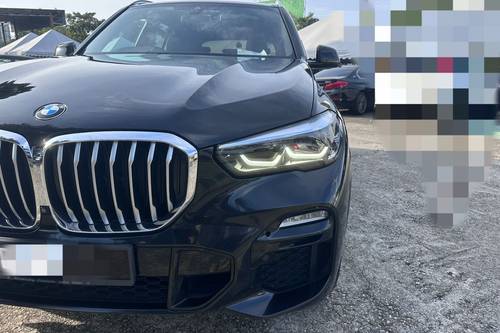 2020 BMW X5 xDrive45e M Sport Terpakai