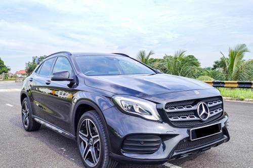 Second hand 2019 Mercedes Benz GLA-Class 250 4MATIC AMG Line 