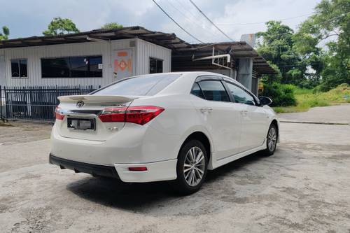 Terpakai 2015 Toyota Altis 1.8 G untuk Dijual