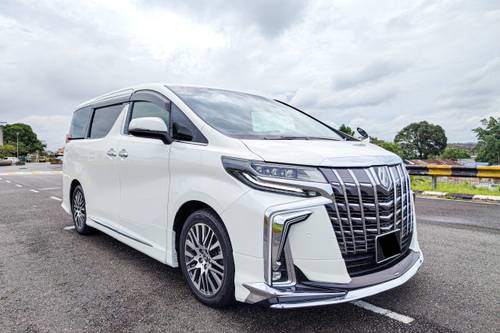 Second hand 2016 Toyota Alphard 2.5 