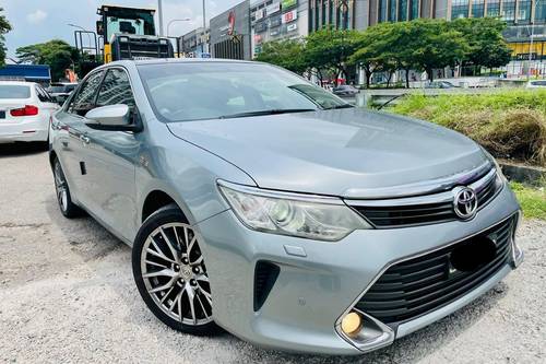 2015 Toyota Camry 2.0G X Terpakai