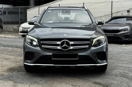 2017 Mercedes Benz GLC-Class 250 4Matic AMG Line Terpakai