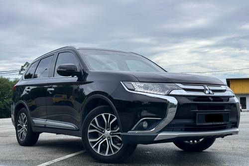 Used 2019 Mitsubishi Outlander 2.0 L