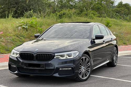 Used 2018 BMW 5 Series Sedan 530i M Sport