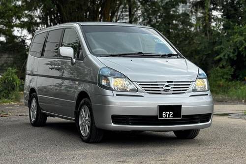 Old 2013 Nissan Serena 2.0 Hybird