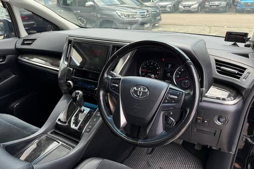 Second hand 2017 Toyota Vellfire 2.5L 