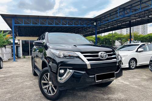 2019 Toyota Fortuner 2.4 VRZ AT 4x4 Terpakai