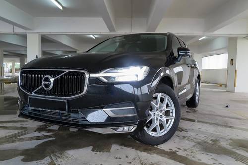 Used 2018 Volvo XC60 T5 Momentum