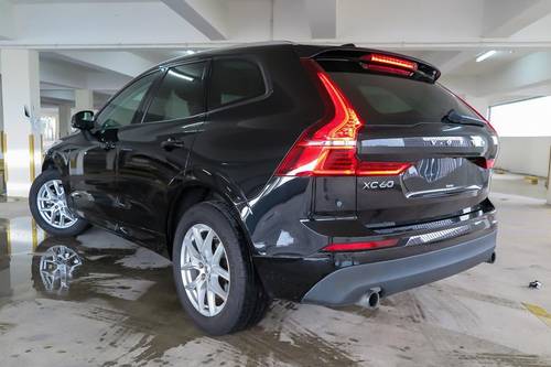 Second hand 2018 Volvo XC60 T5 Momentum 