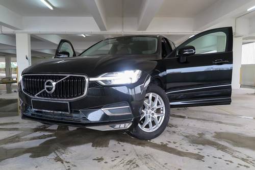 Second hand 2018 Volvo XC60 T5 Momentum 