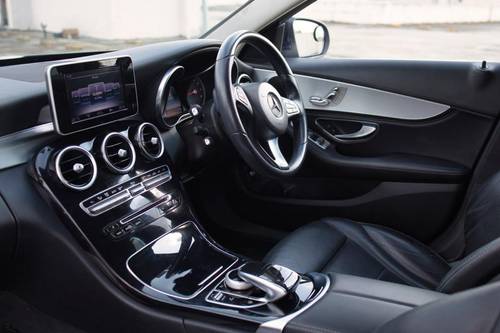 2014 Mercedes Benz C-Class Saloon C200 Avantgarde Line Terpakai