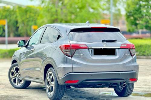 Second hand 2019 Honda HR-V 1.8L V 