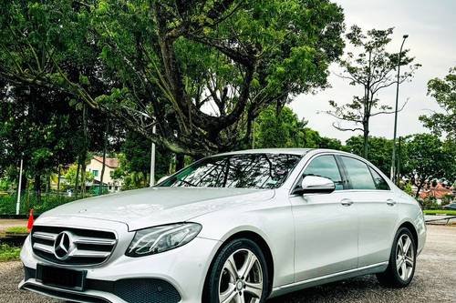 2017 Mercedes Benz E-Class Saloon E 200 Avantgarde Terpakai