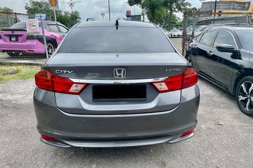 Old 2015 Honda City I-DSI 1.5AT