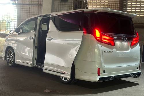 2021 Toyota Alphard 2.5 SC Terpakai