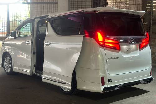 2nd Hand 2020 Toyota Alphard 2.5 S Type Gold