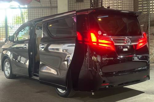 Second hand 2020 Toyota Alphard X 