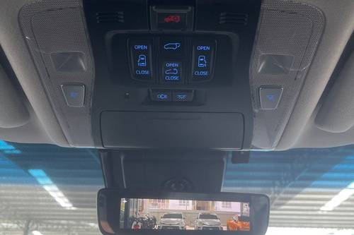 2018 Toyota Vellfire 2.5L Terpakai