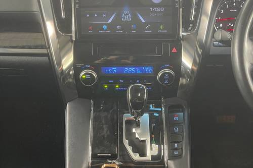 2018 Toyota Vellfire 2.5L Terpakai