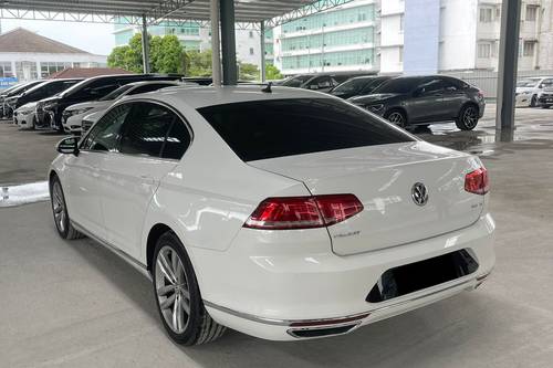 2018 Volkswagen Passat 2.0 TSI Terpakai