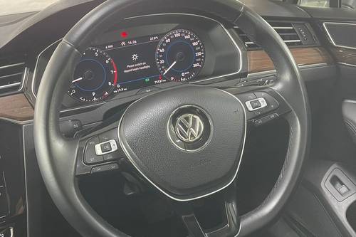 2018 Volkswagen Passat 2.0 TSI Terpakai